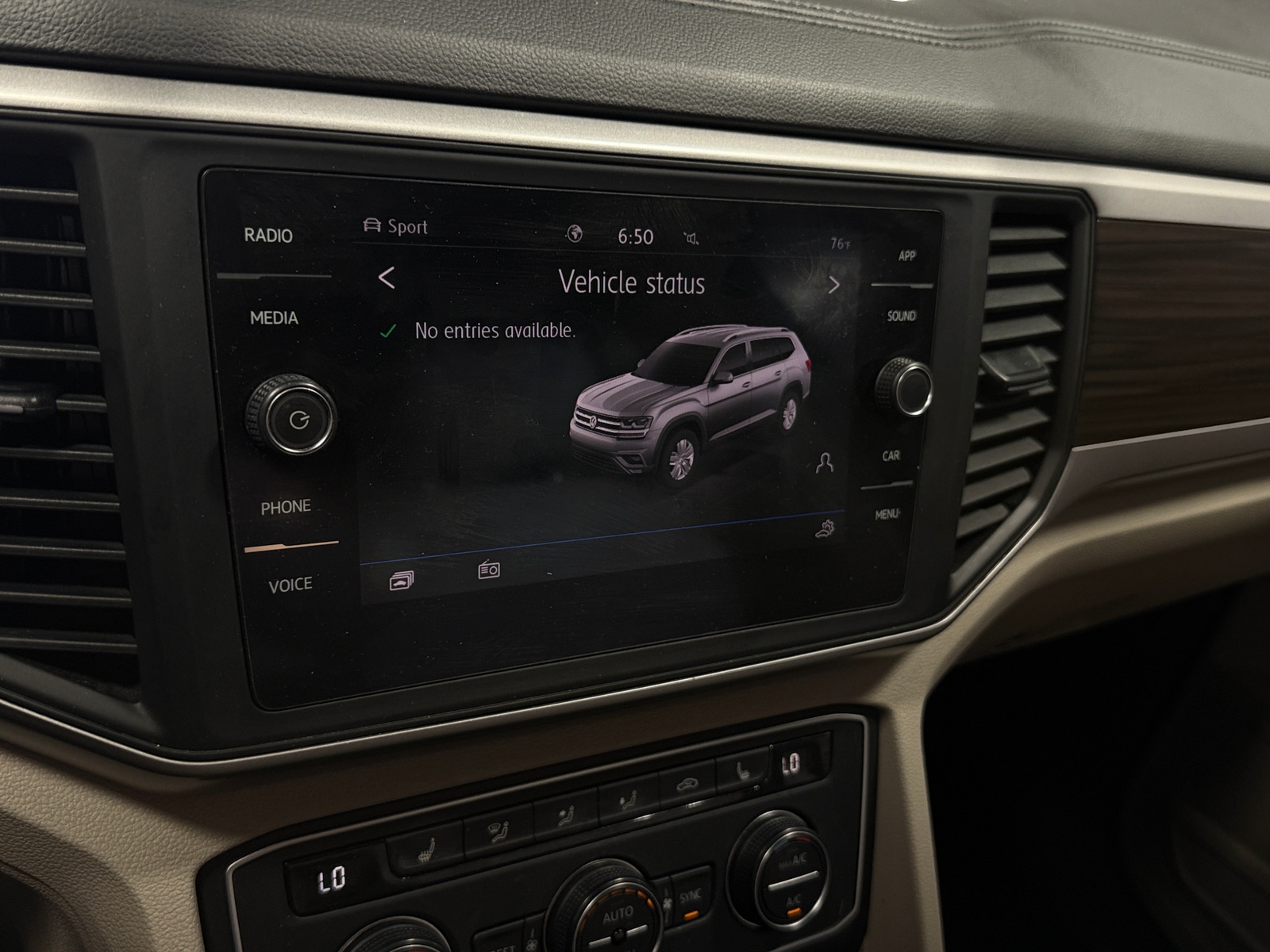 Thumbnail: 2021 Volkswagen Atlas - 3