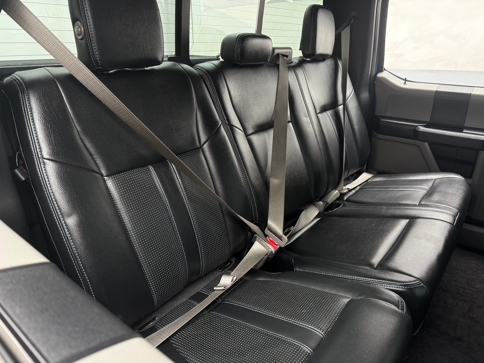 Thumbnail: 2015 Ford Econoline - 6