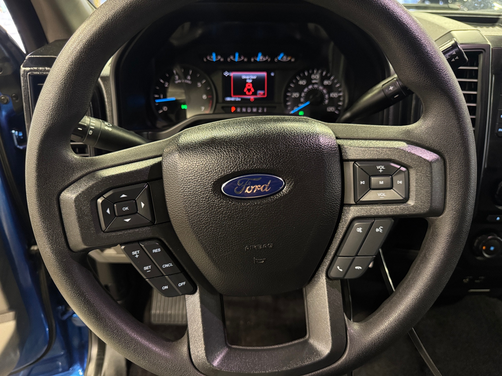 Thumbnail: 2015 Ford Econoline - 5