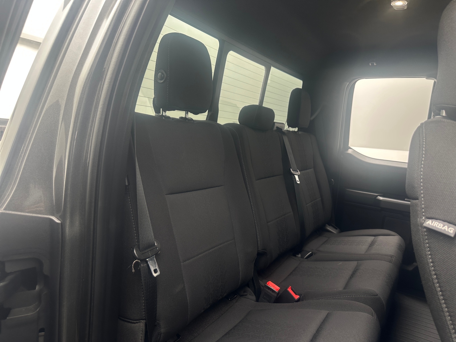 Thumbnail: 2018 Ford Econoline - 6
