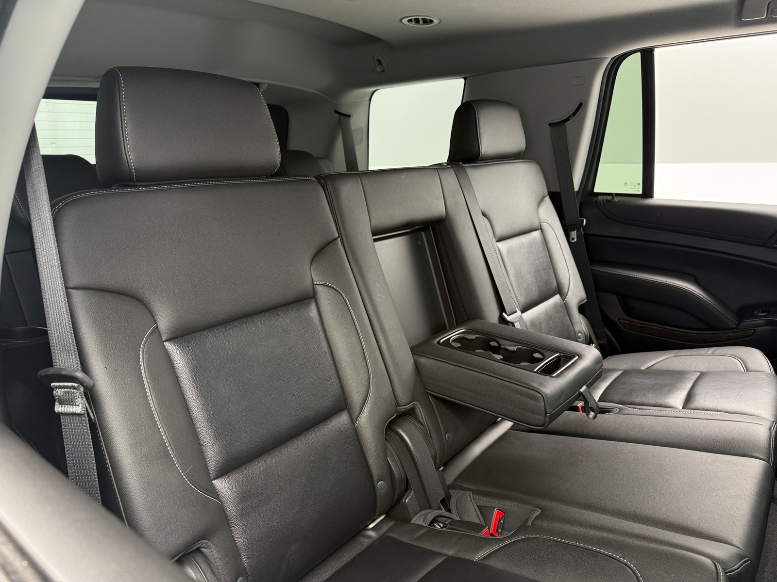 Thumbnail: 2019 Chevrolet Tahoe - 5