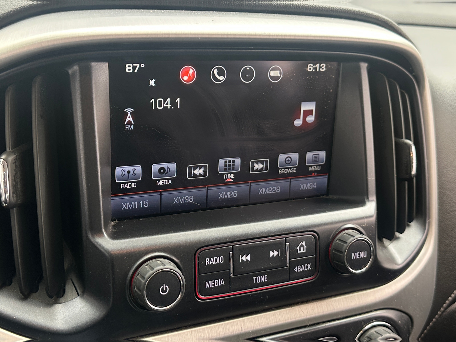 Thumbnail: 2016 GMC Canyon - 3