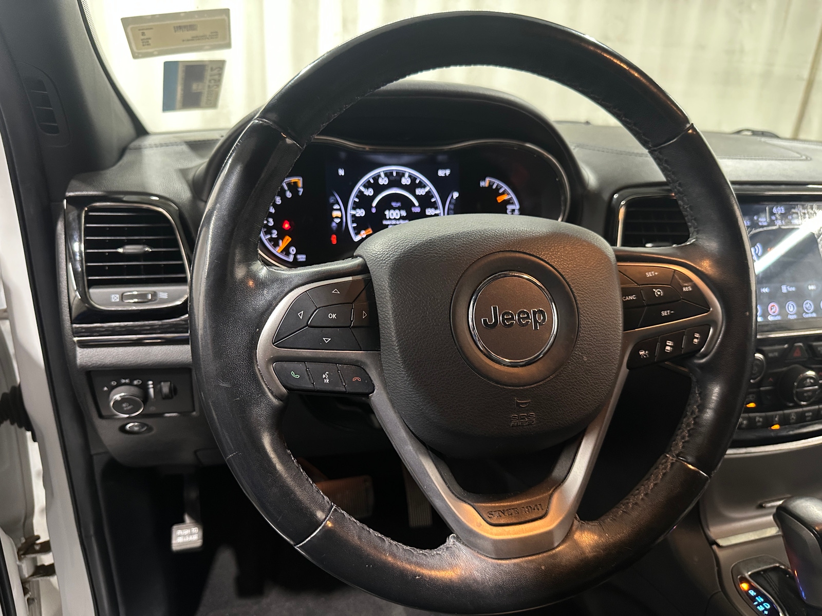 Thumbnail: 2019 Jeep Grand Cherokee - 4