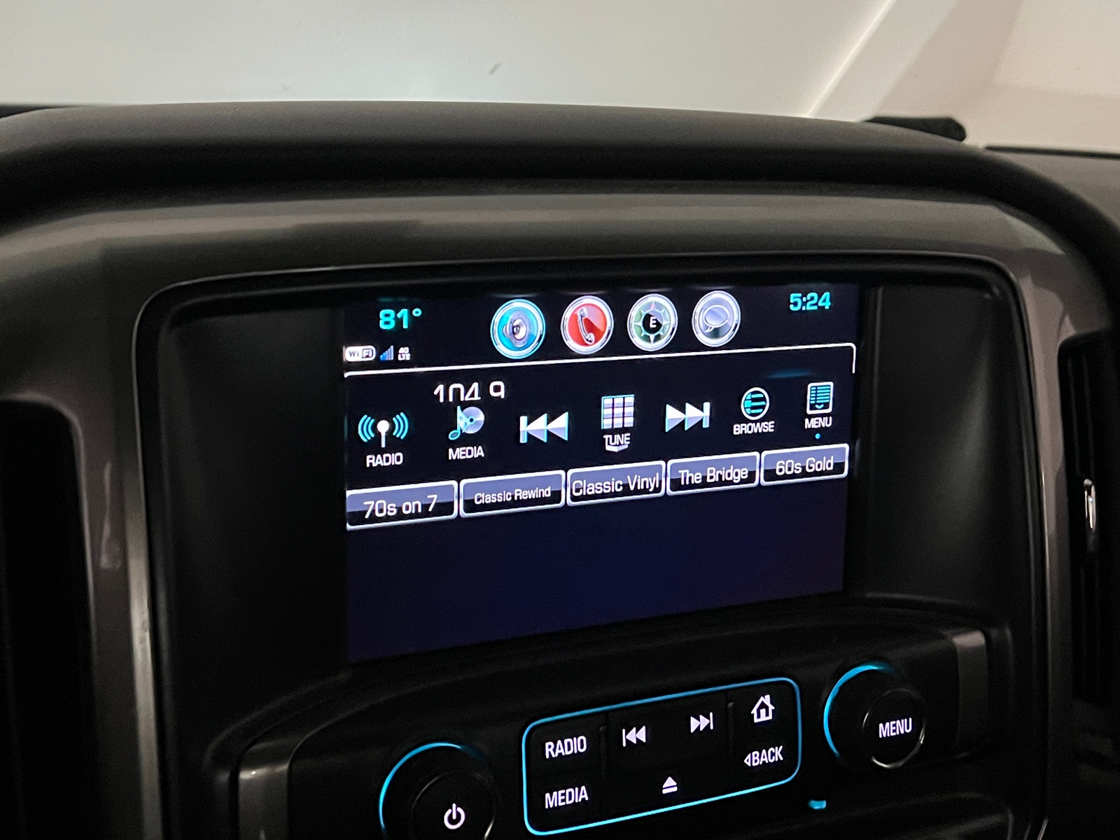 Thumbnail: 2018 Chevrolet Silverado 1500 - 4