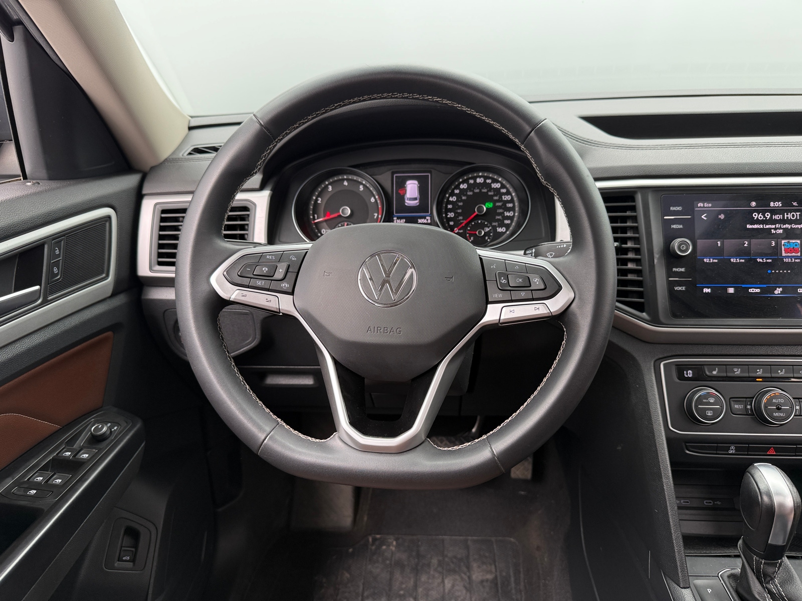 Thumbnail: 2021 Volkswagen Atlas - 4