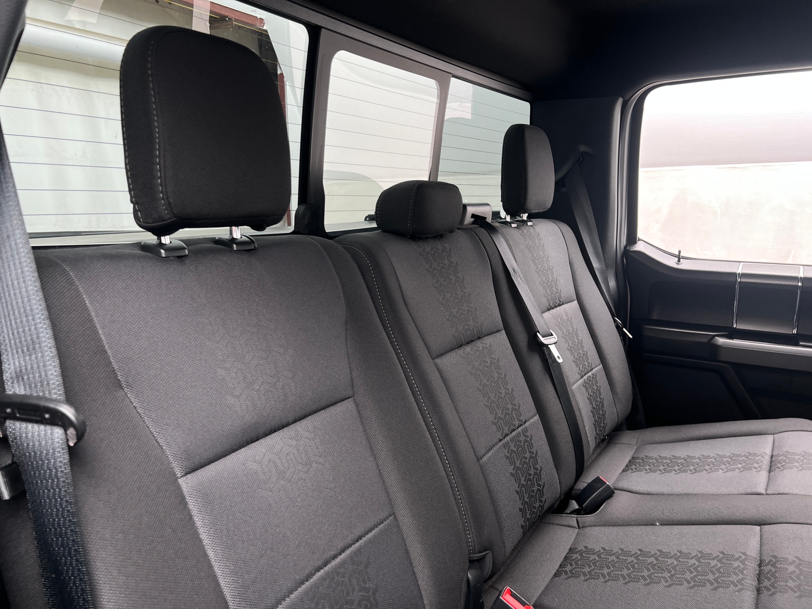 Thumbnail: 2020 Ford Econoline - 6