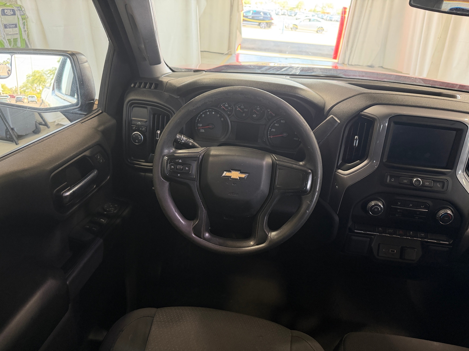 Thumbnail: 2022 Chevrolet Silverado 1500 - 5