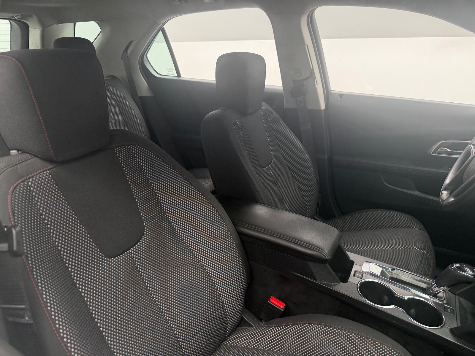 Thumbnail: 2017 Chevrolet Equinox - 2