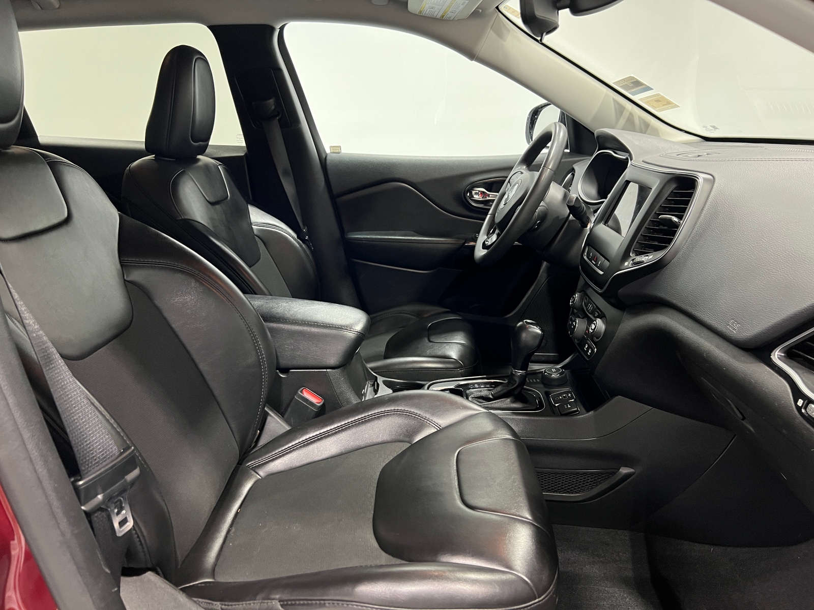 Thumbnail: 2021 Jeep Cherokee - 2