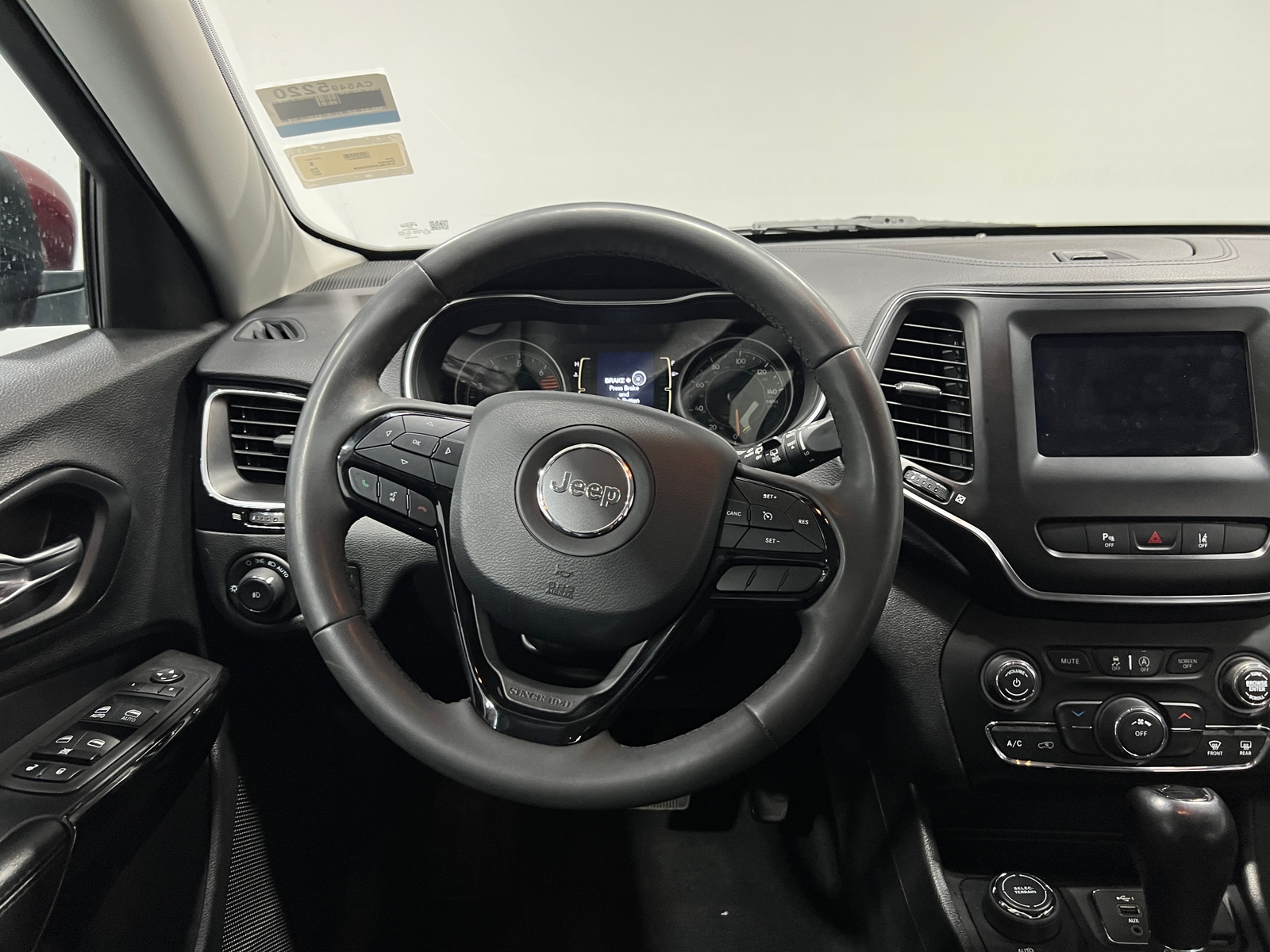 Thumbnail: 2021 Jeep Cherokee - 5