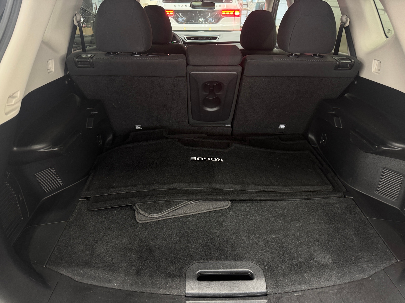 Thumbnail: 2016 Nissan Rogue - 7