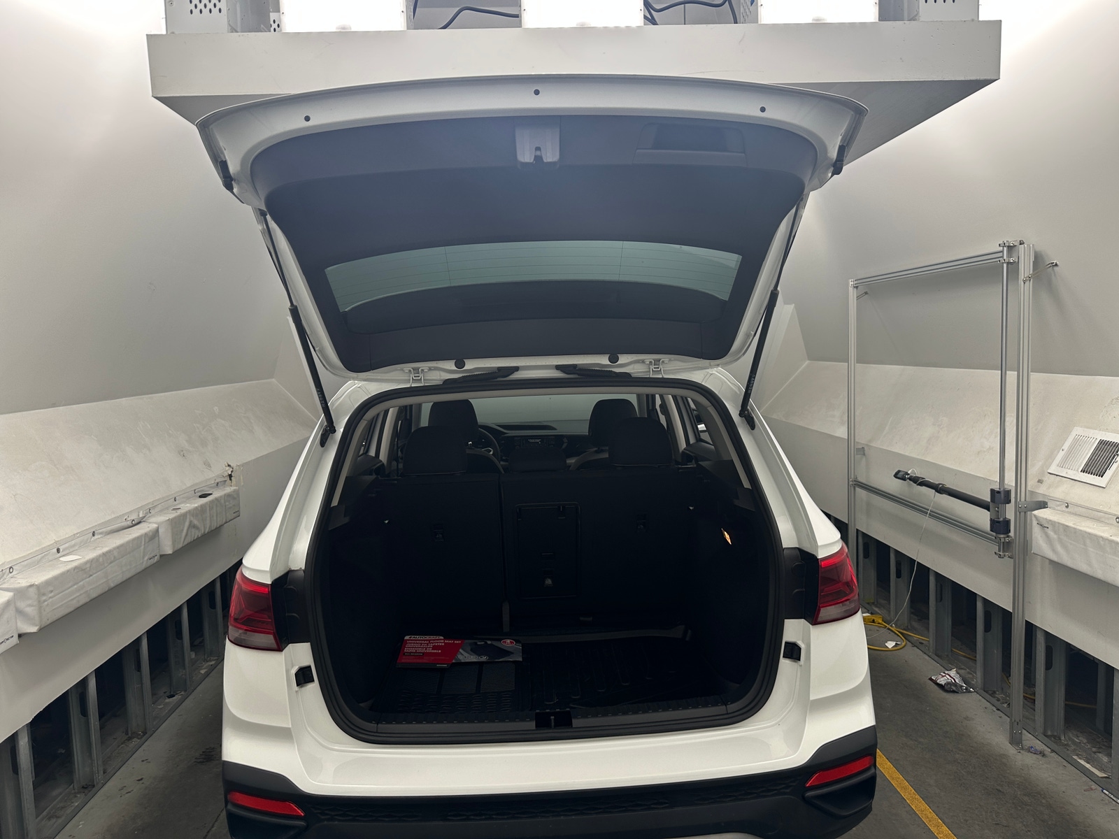 Thumbnail: 2023 Volkswagen Taos - 7