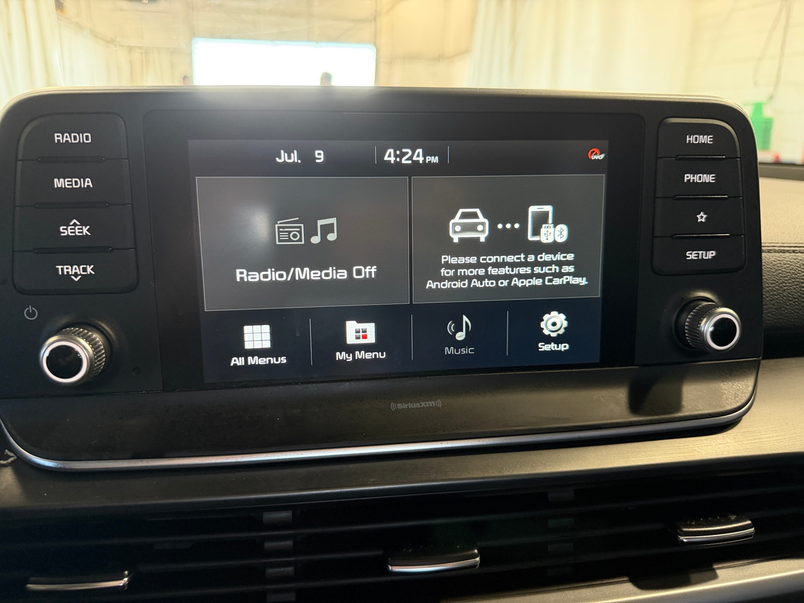 Thumbnail: 2021 Kia Telluride - 3