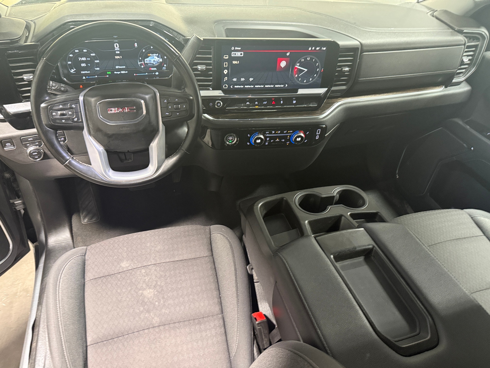 Thumbnail: 2023 GMC Sierra 1500 - 3
