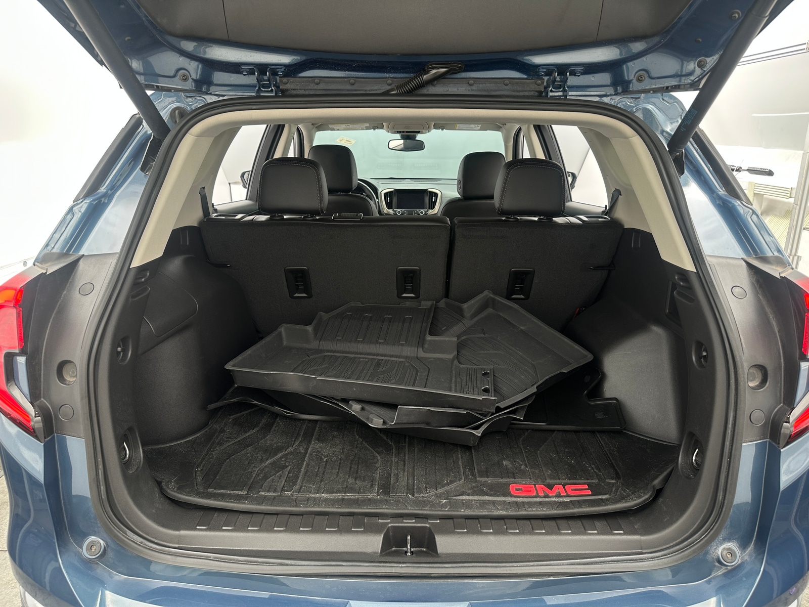 Thumbnail: 2024 GMC Terrain - 6