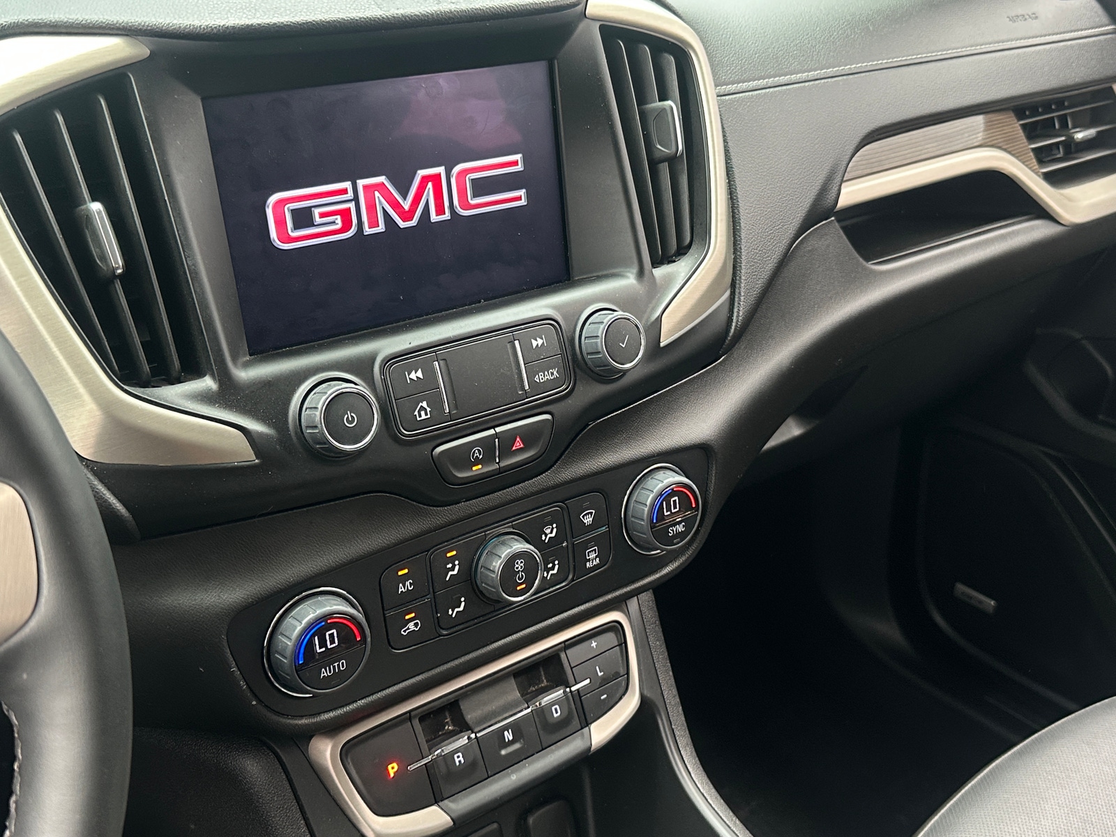 Thumbnail: 2024 GMC Terrain - 3