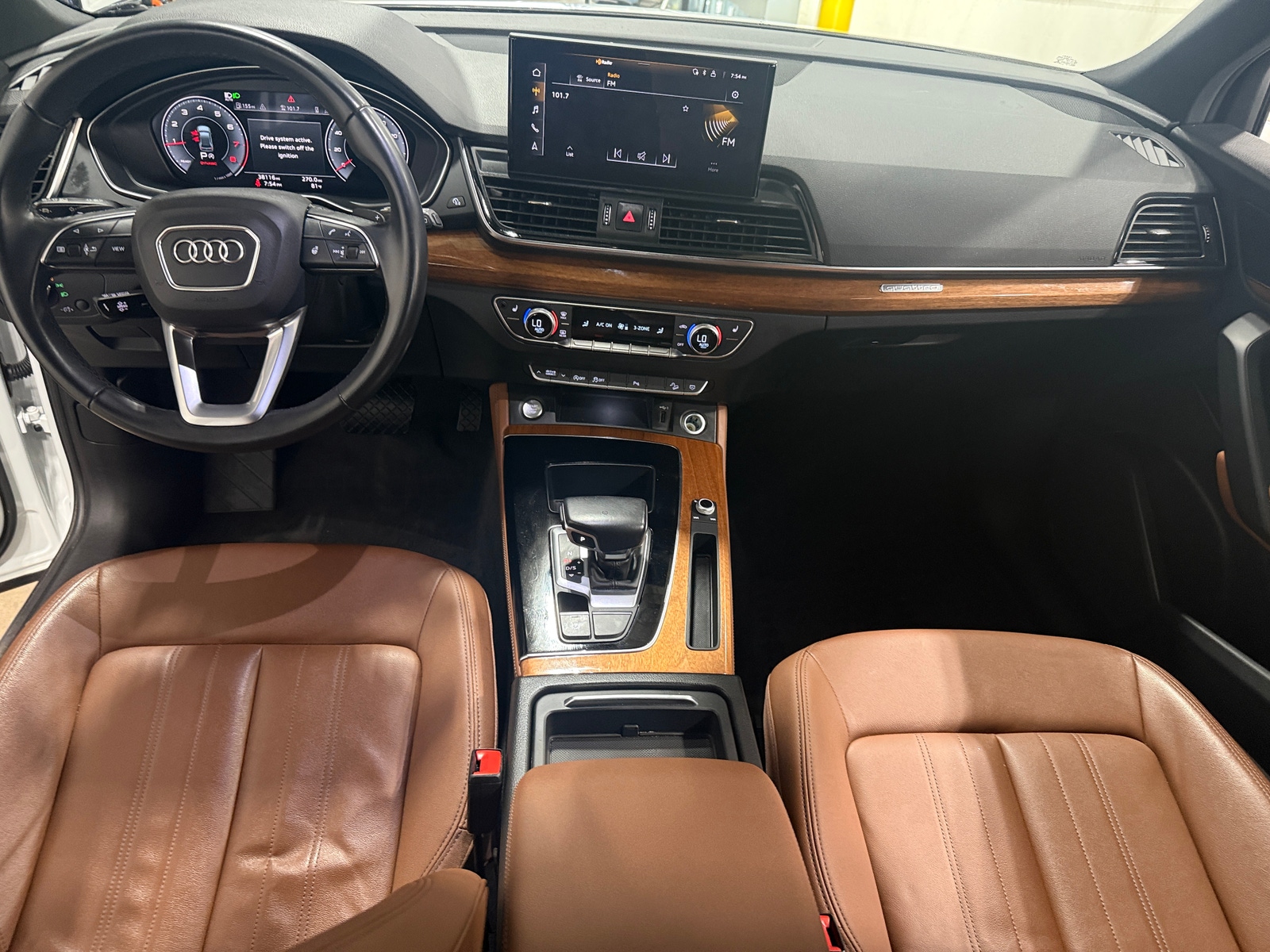 Thumbnail: 2022 Audi Q5 - 2