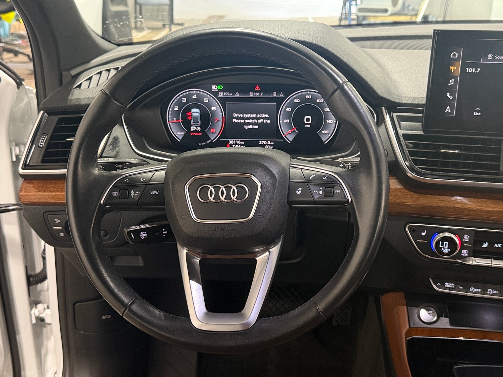 Thumbnail: 2022 Audi Q5 - 4