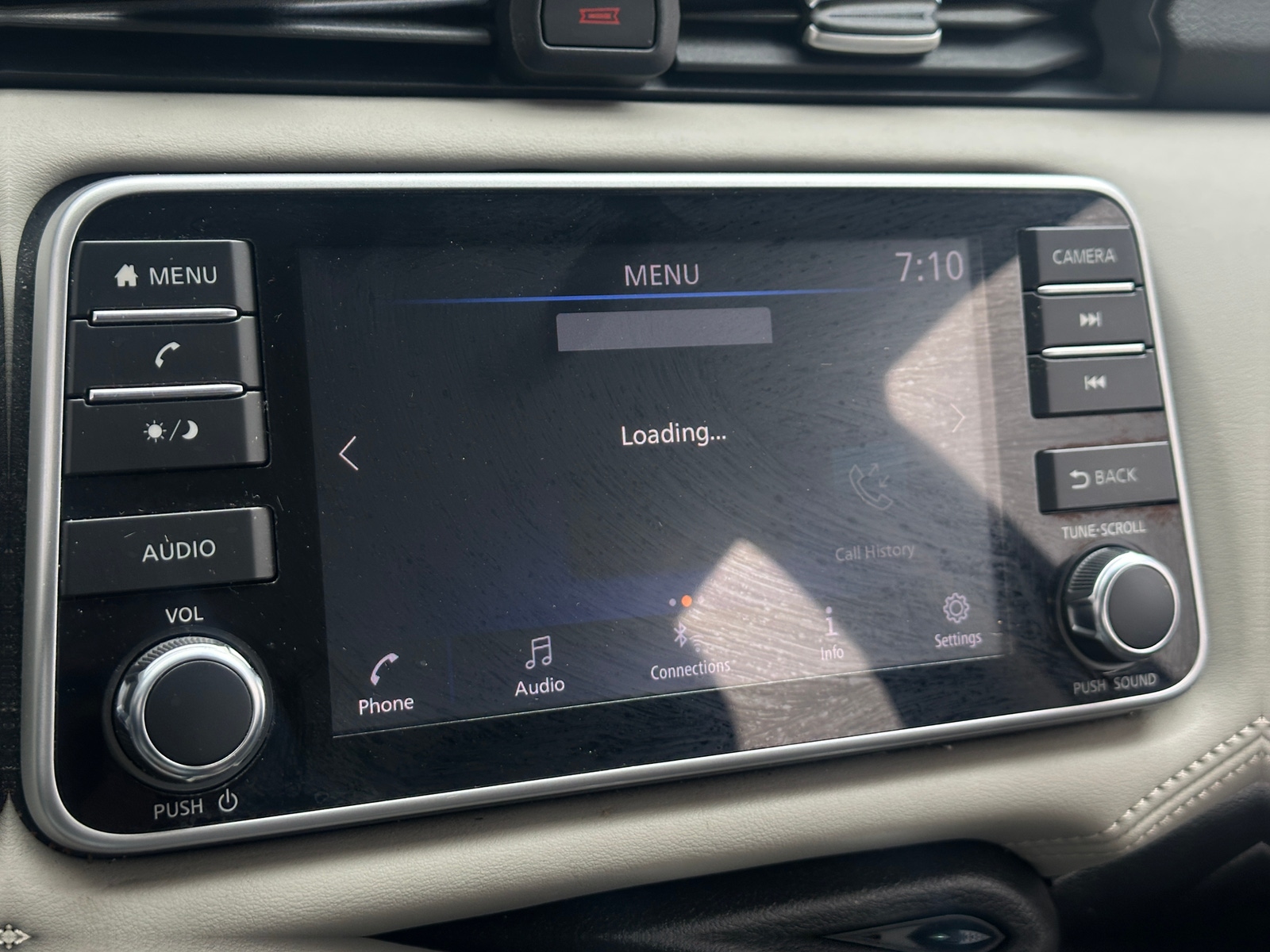 Thumbnail: 2020 Nissan Versa - 4