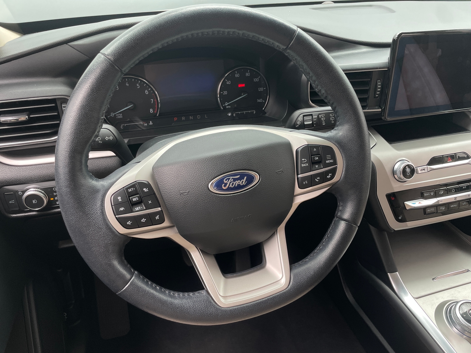 Thumbnail: 2022 Ford Explorer - 4