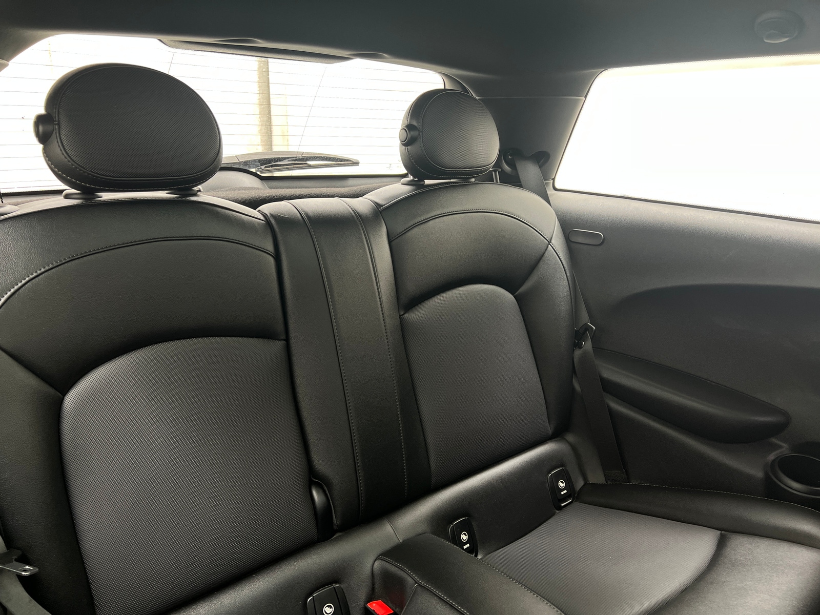 Thumbnail: 2021 MINI Cooper Hardtop - 5