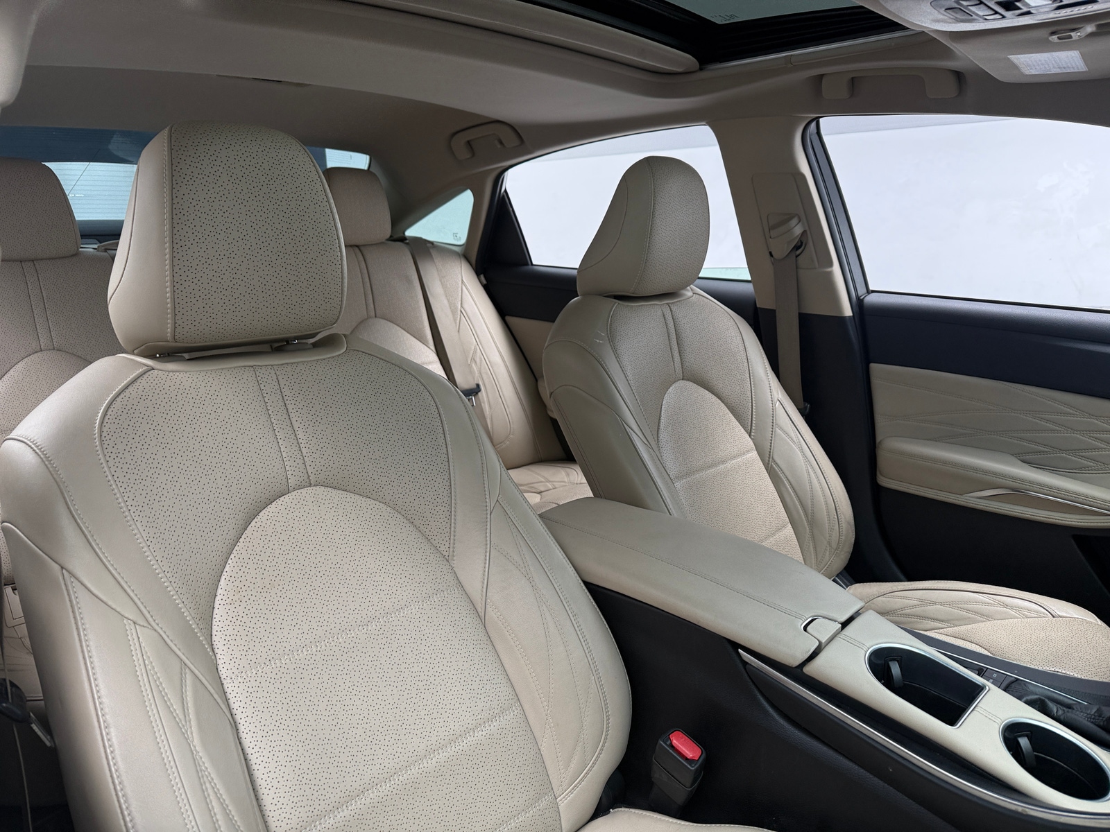 Thumbnail: 2019 Toyota Avalon - 2