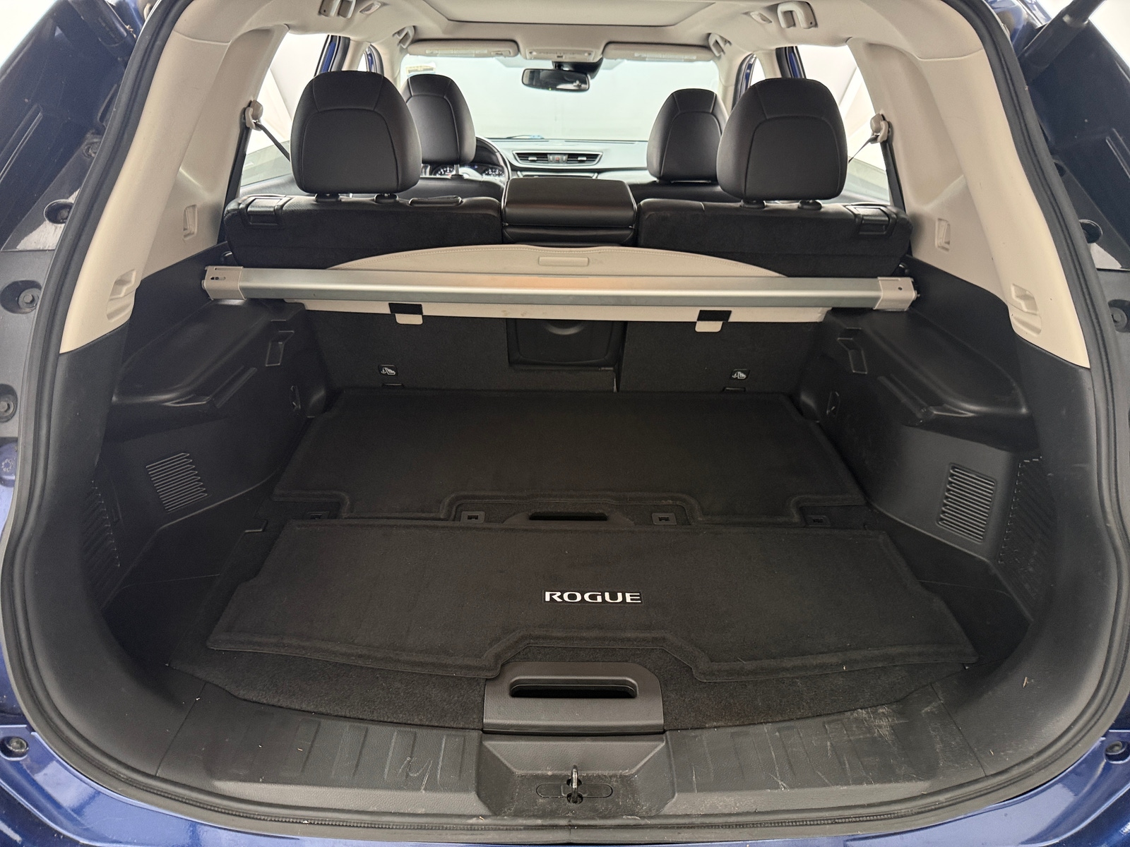 Thumbnail: 2018 Nissan Rogue - 6