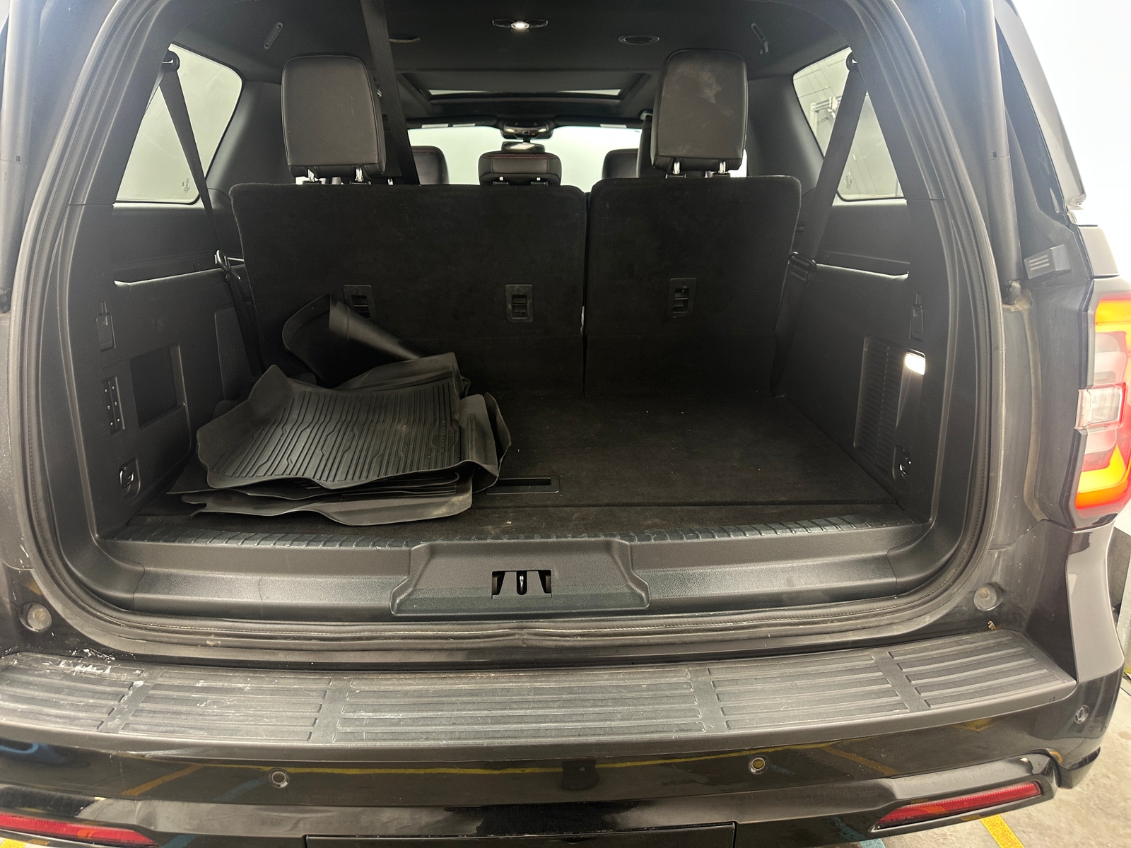 Thumbnail: 2023 Ford Expedition MAX - 6