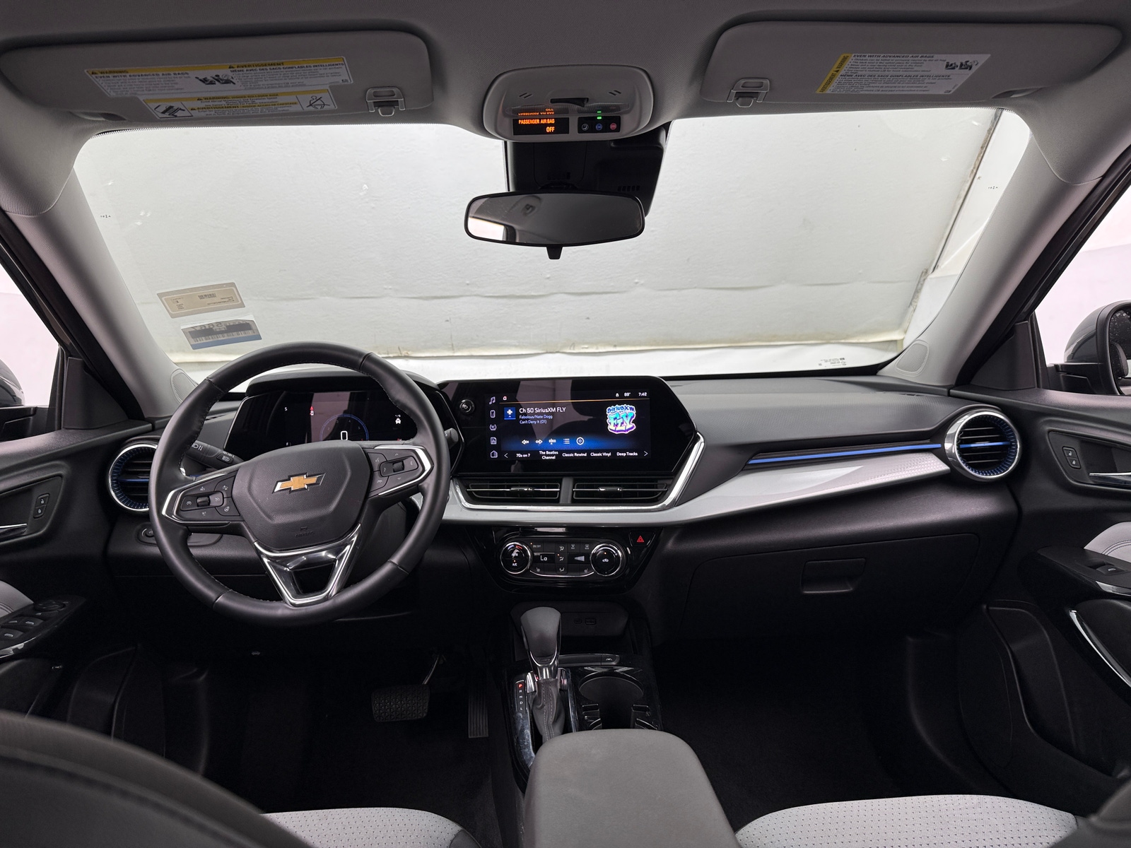 Thumbnail: 2025 Chevrolet Trax - 3