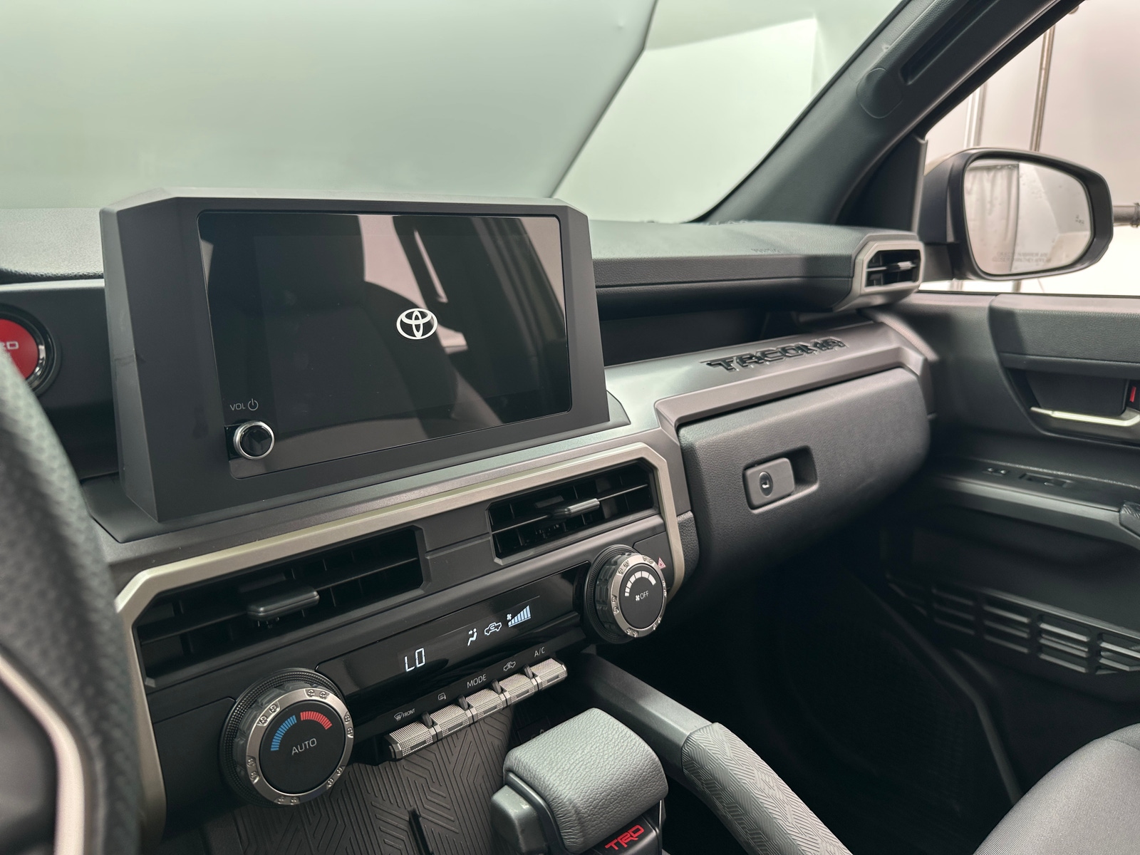 Thumbnail: 2025 Toyota Tacoma - 4