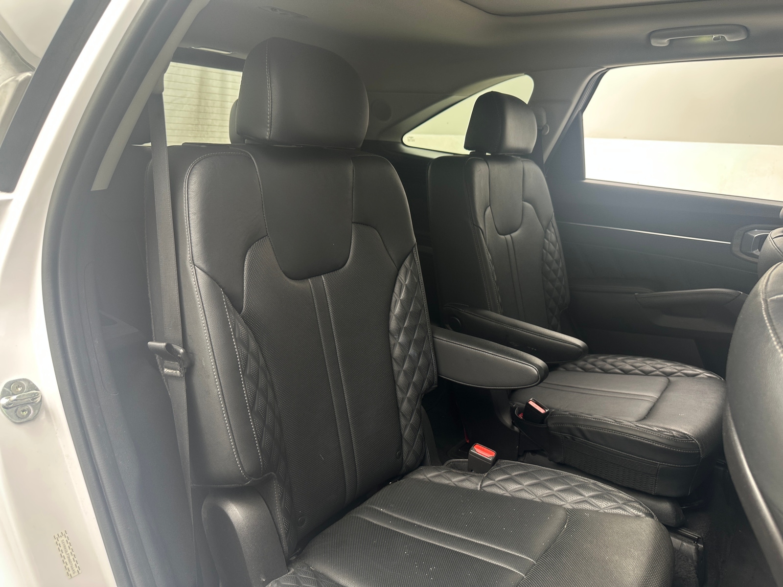 Thumbnail: 2022 Kia Sorento - 5