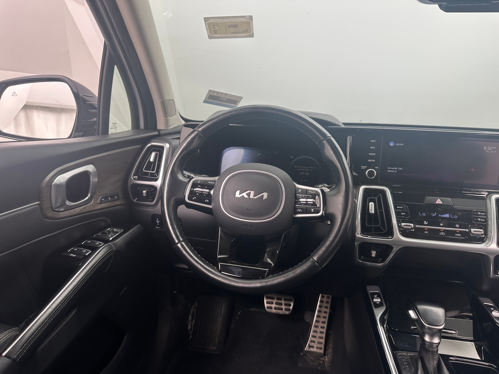 Thumbnail: 2022 Kia Sorento - 4