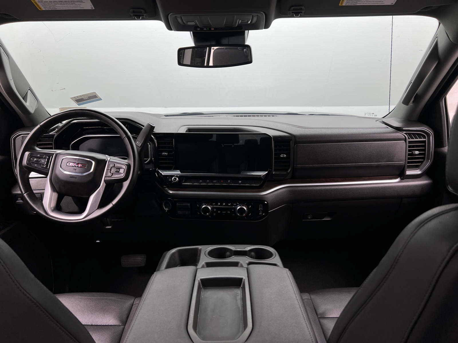 Thumbnail: 2025 GMC Sierra 1500 - 2