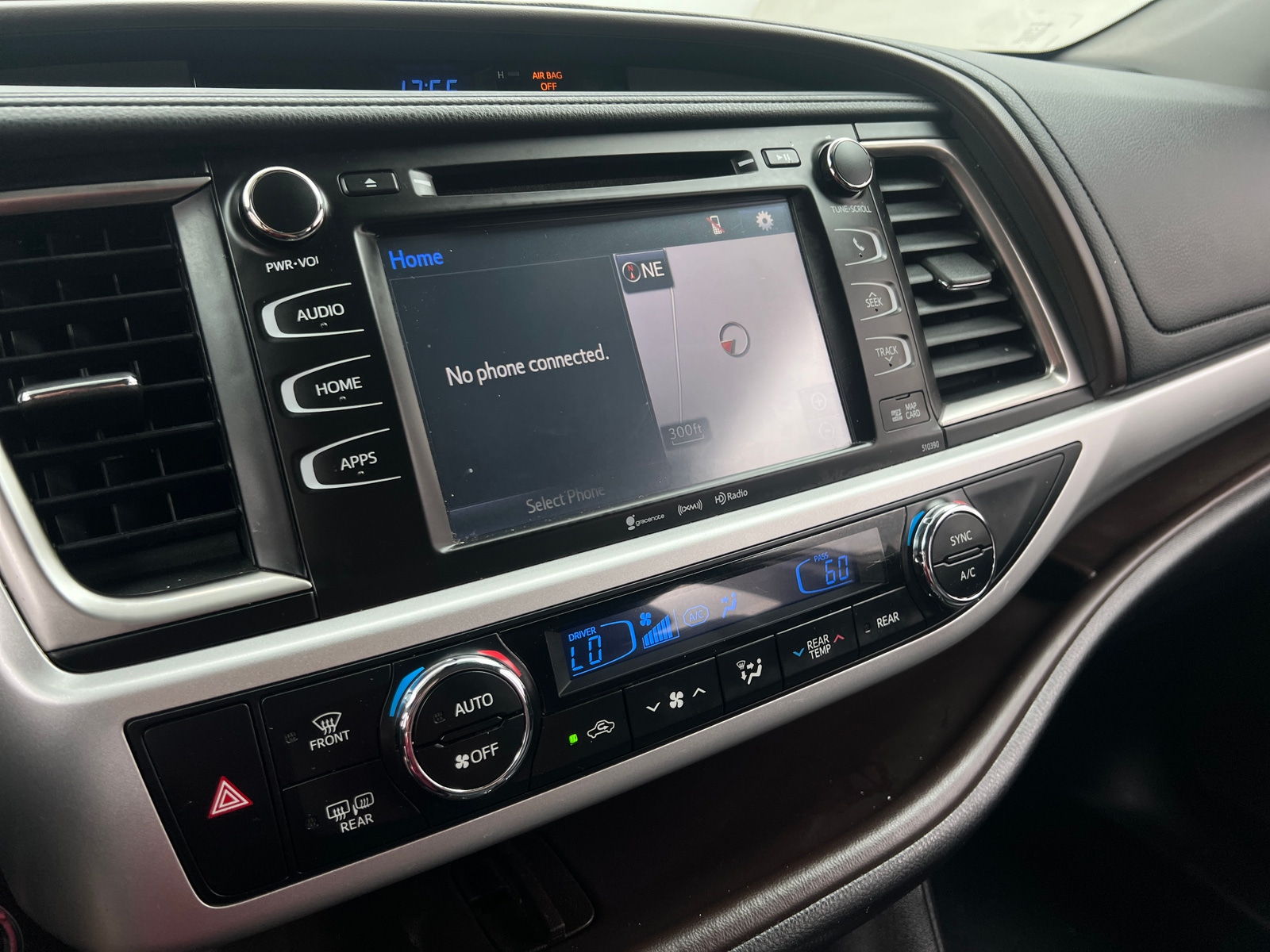 Thumbnail: 2019 Toyota Highlander - 4