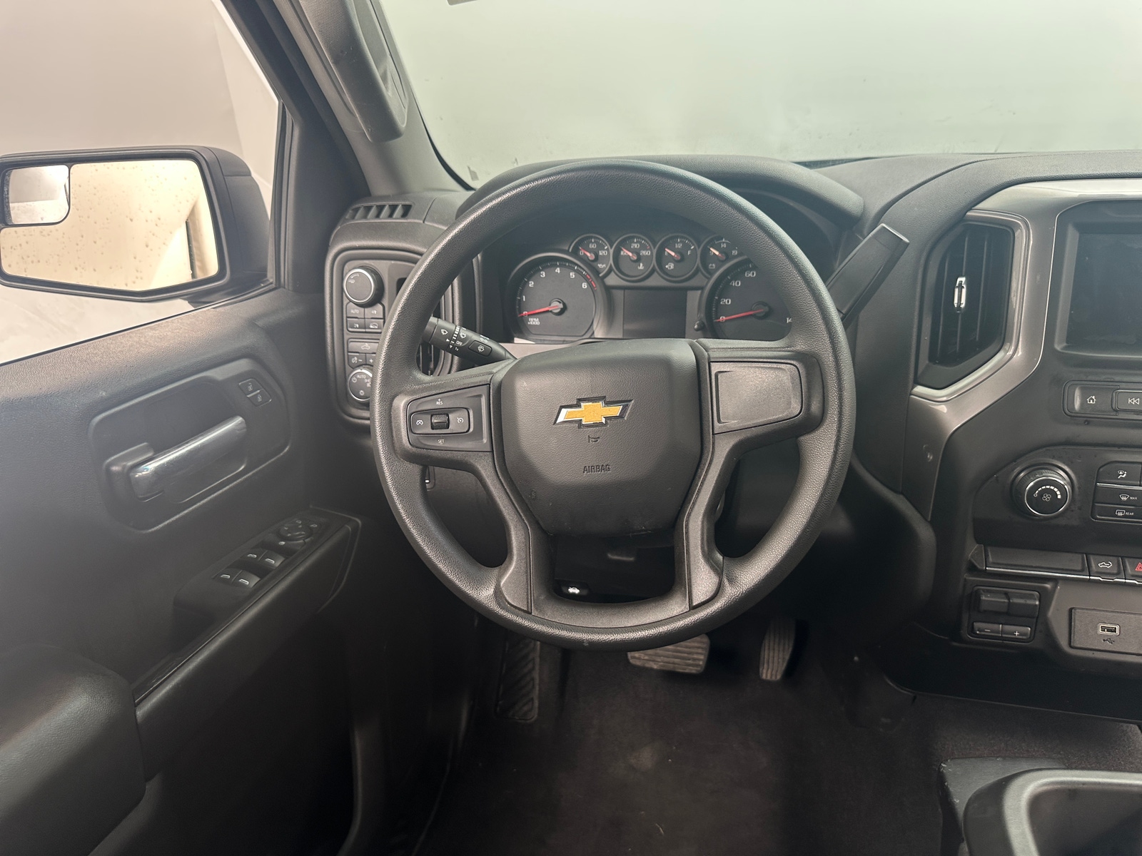 Thumbnail: 2020 Chevrolet Silverado 1500 - 5