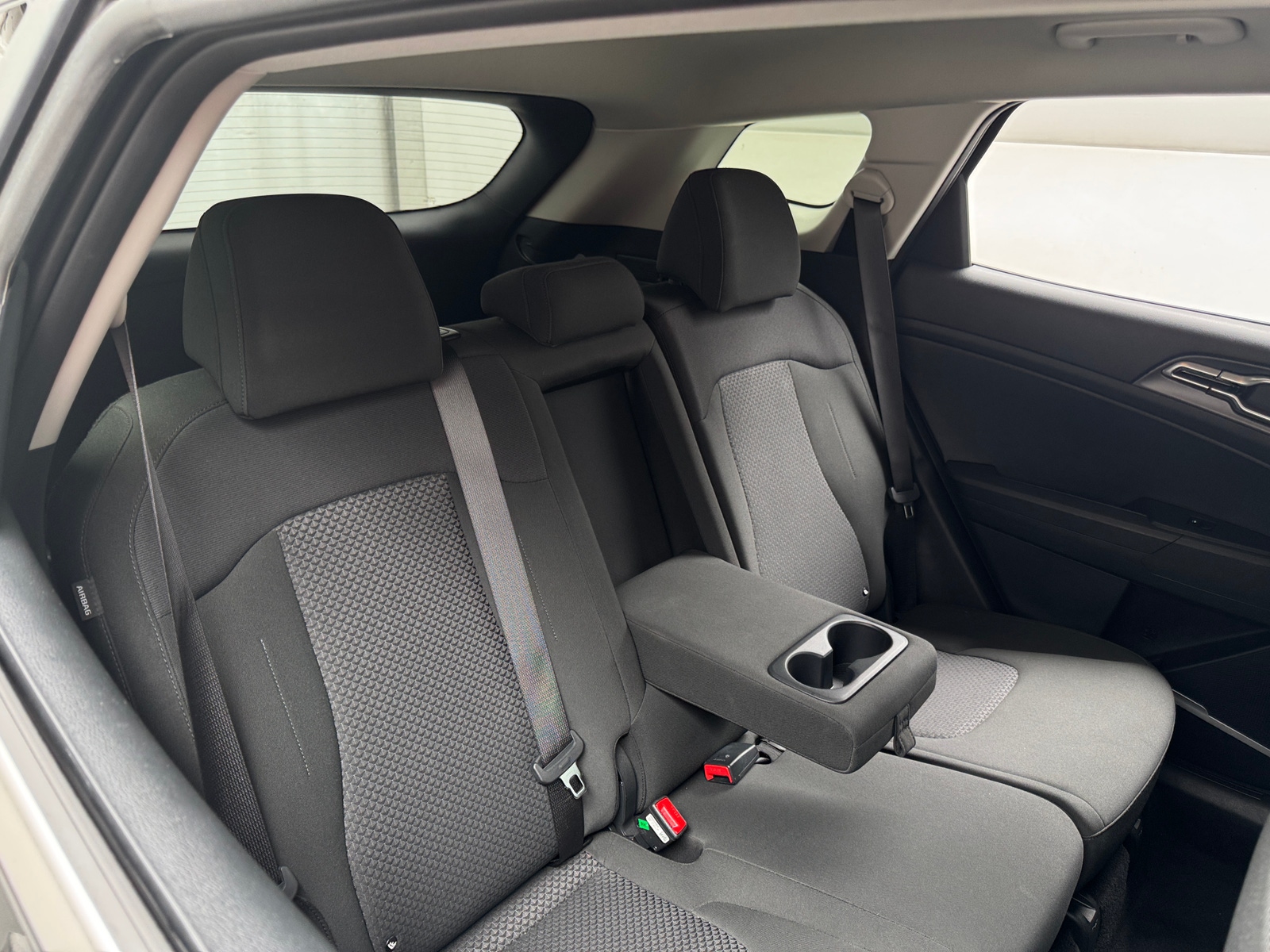 Thumbnail: 2026 Kia Sportage - 6