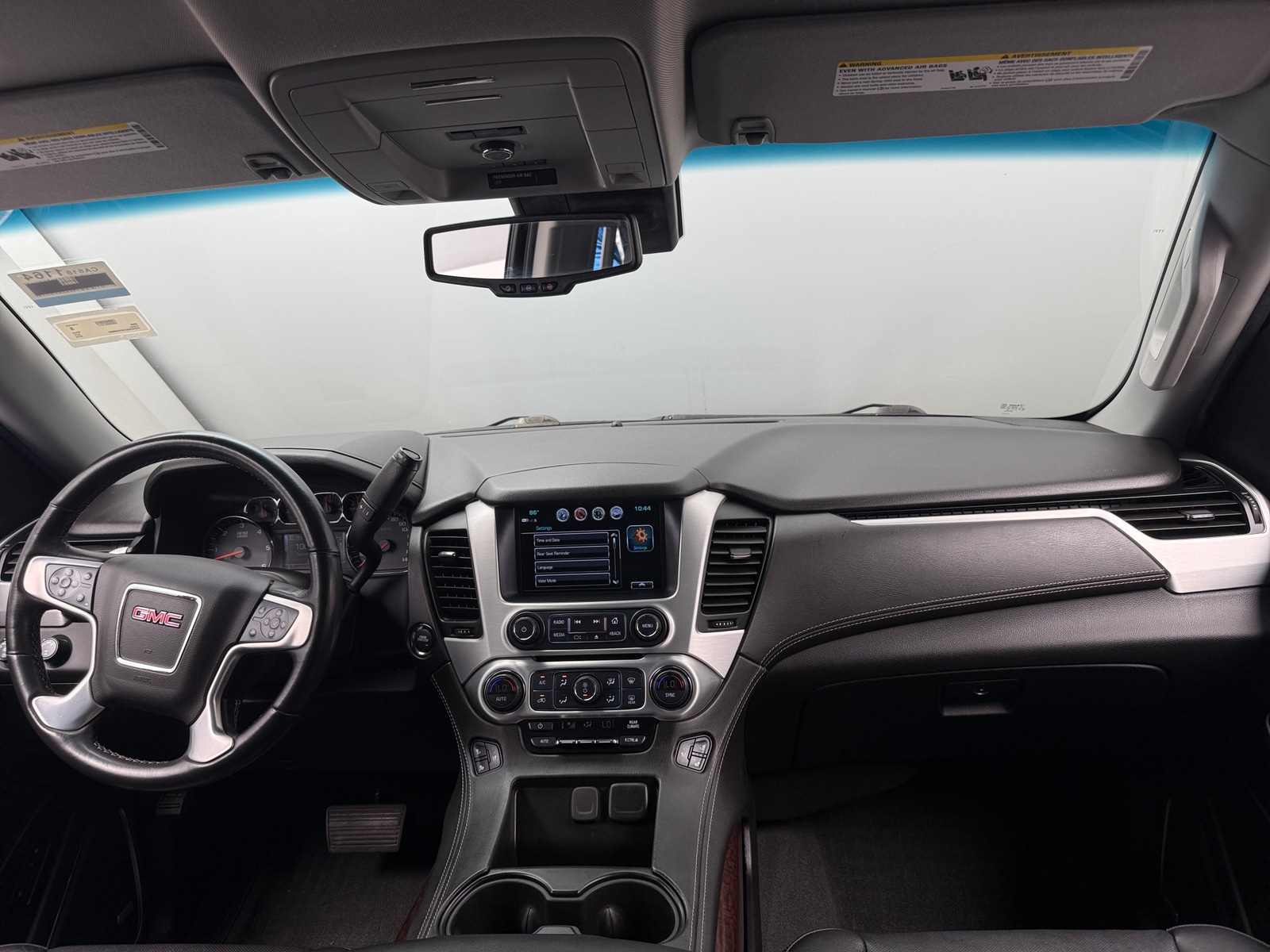 Thumbnail: 2019 GMC Yukon - 3