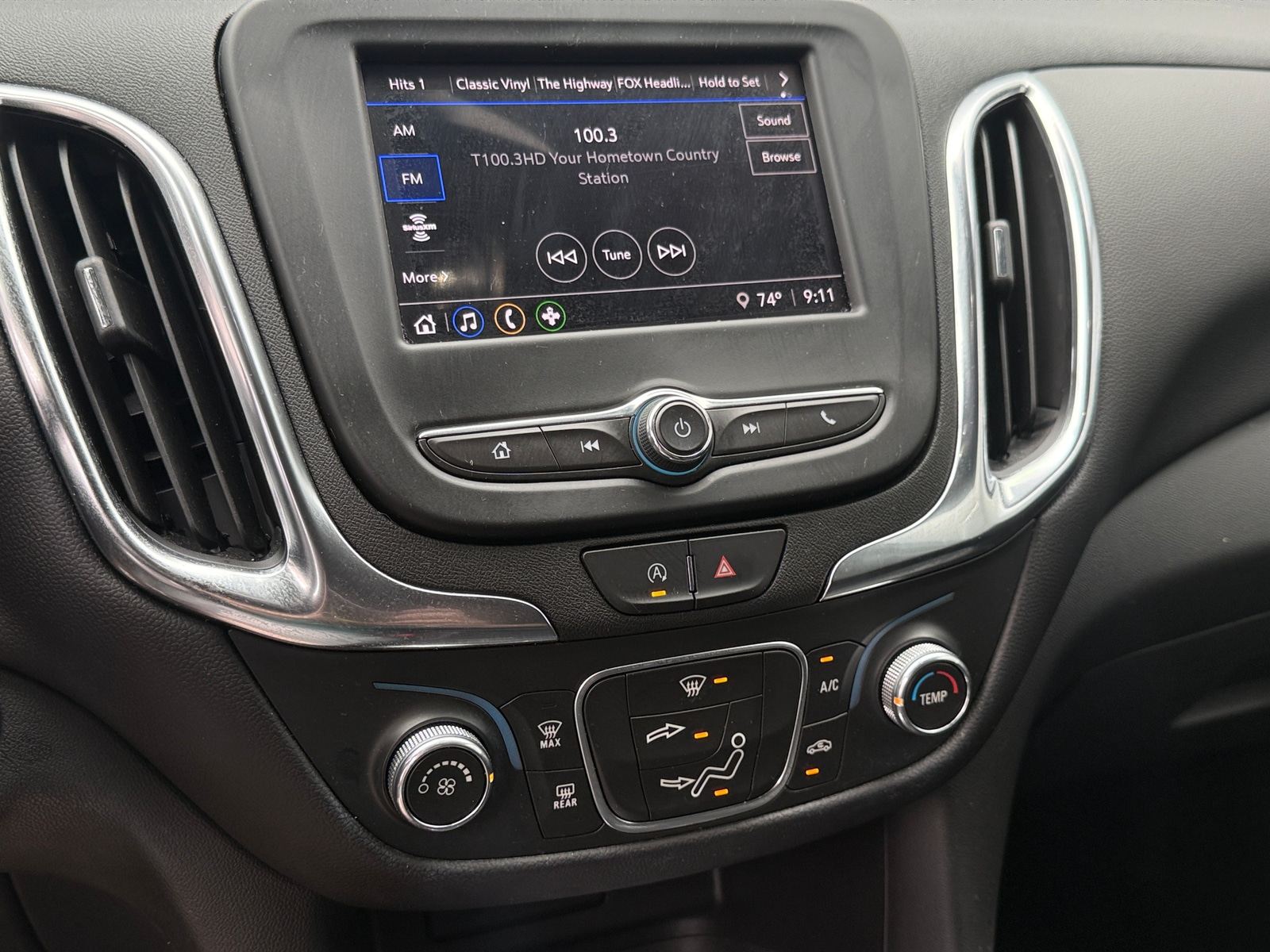 Thumbnail: 2024 Chevrolet Equinox - 4