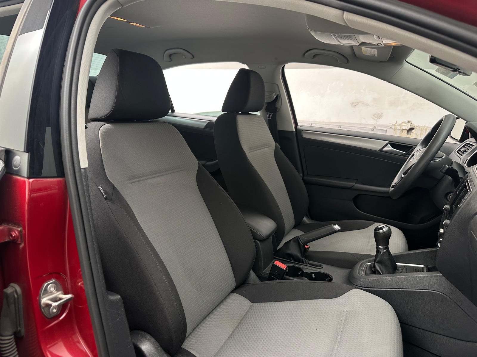 Thumbnail: 2018 Volkswagen Jetta - 2