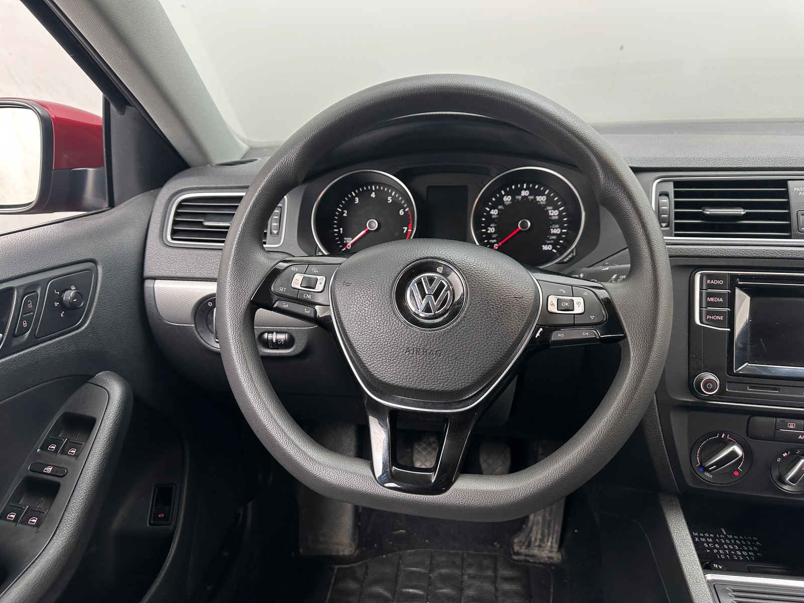 Thumbnail: 2018 Volkswagen Jetta - 5