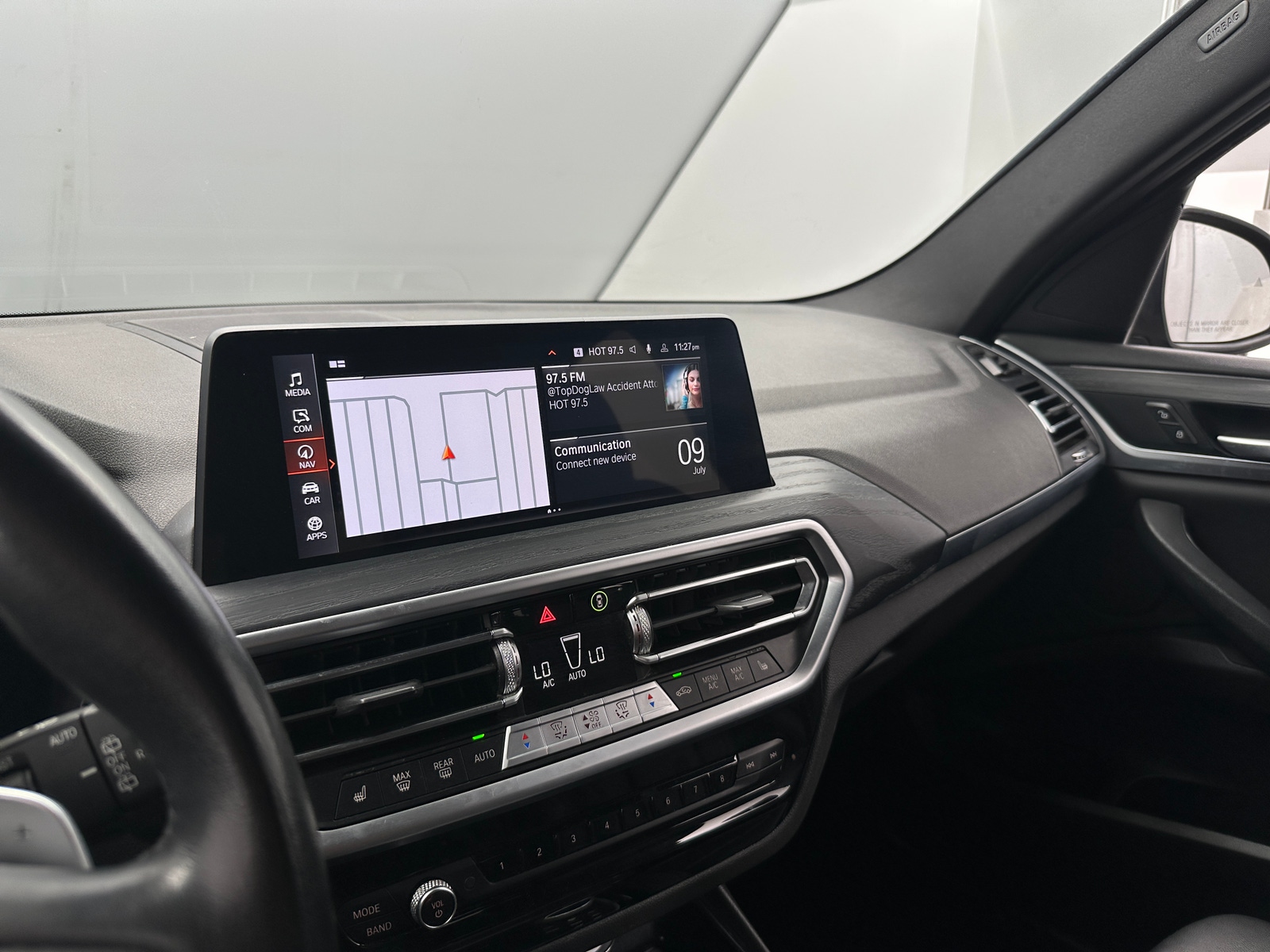 Thumbnail: 2023 BMW X3 - 3