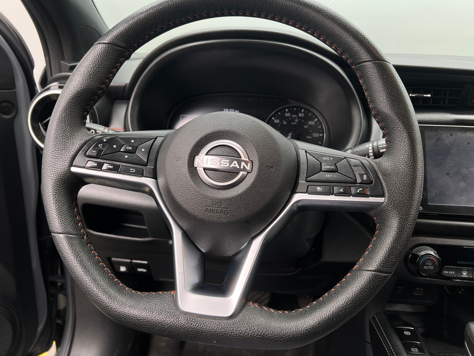 Thumbnail: 2024 Nissan Kicks - 5