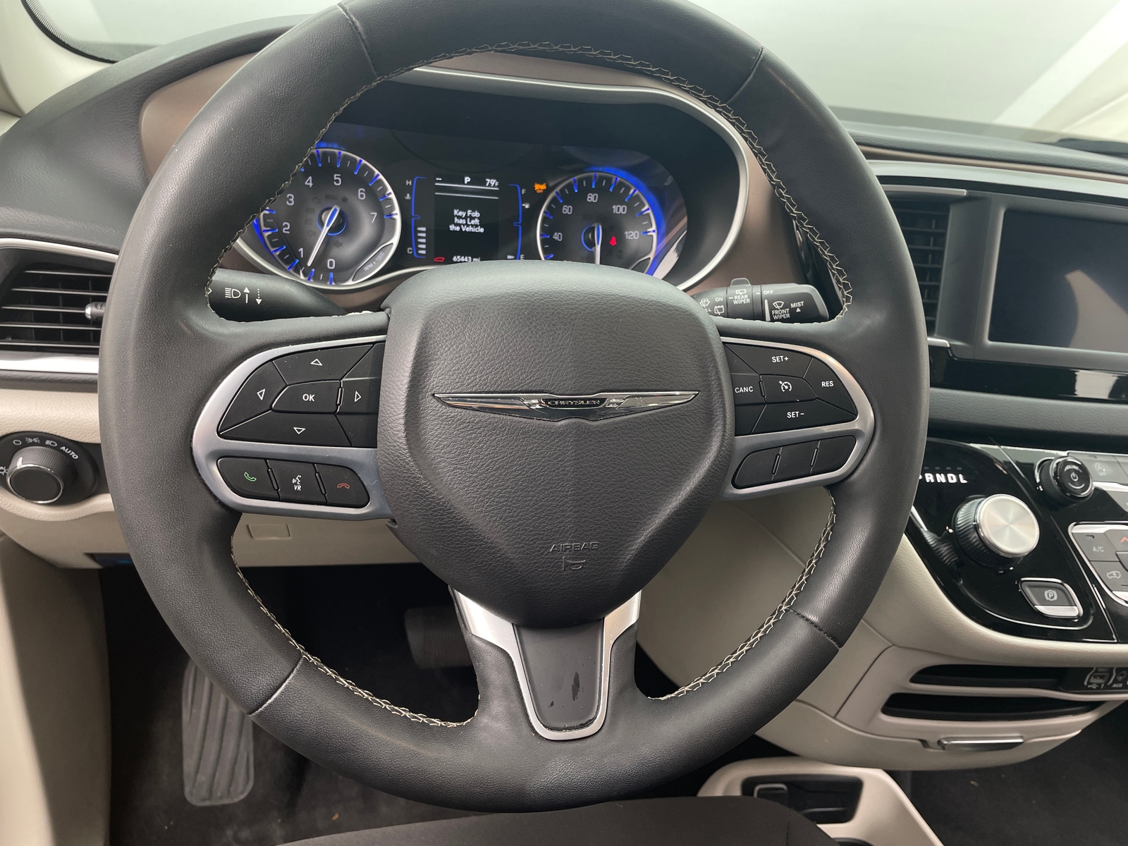 Thumbnail: 2024 Chrysler Voyager - 5