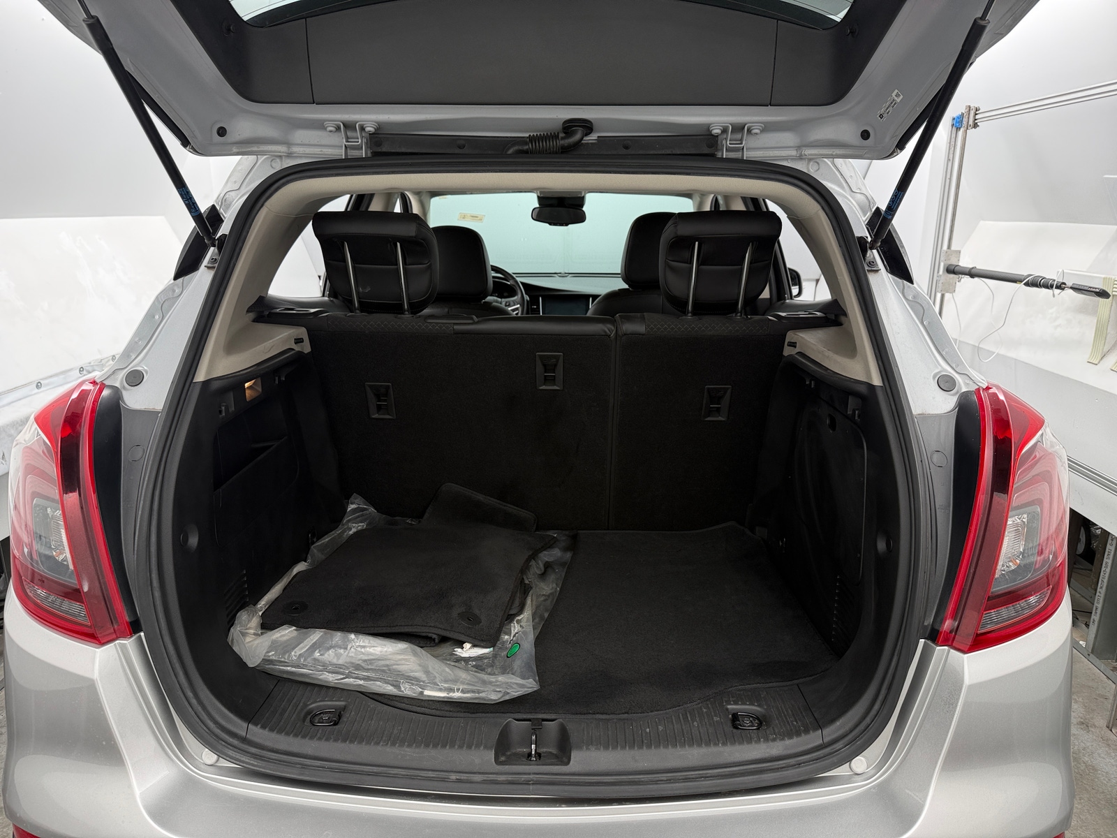Thumbnail: 2019 Buick Encore - 7