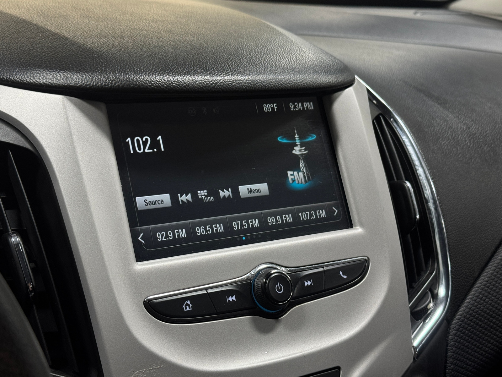 Thumbnail: 2016 Chevrolet Cruze - 4