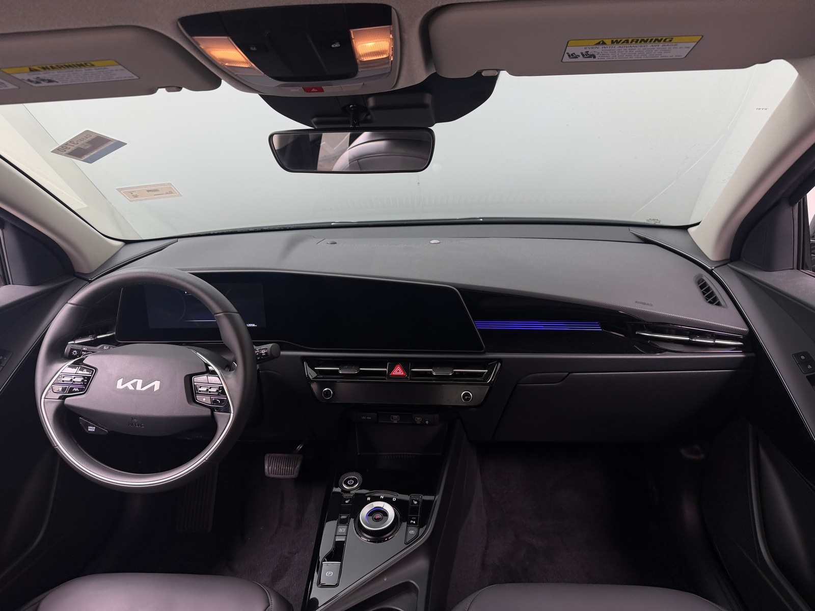 Thumbnail: 2024 Kia Niro - 3