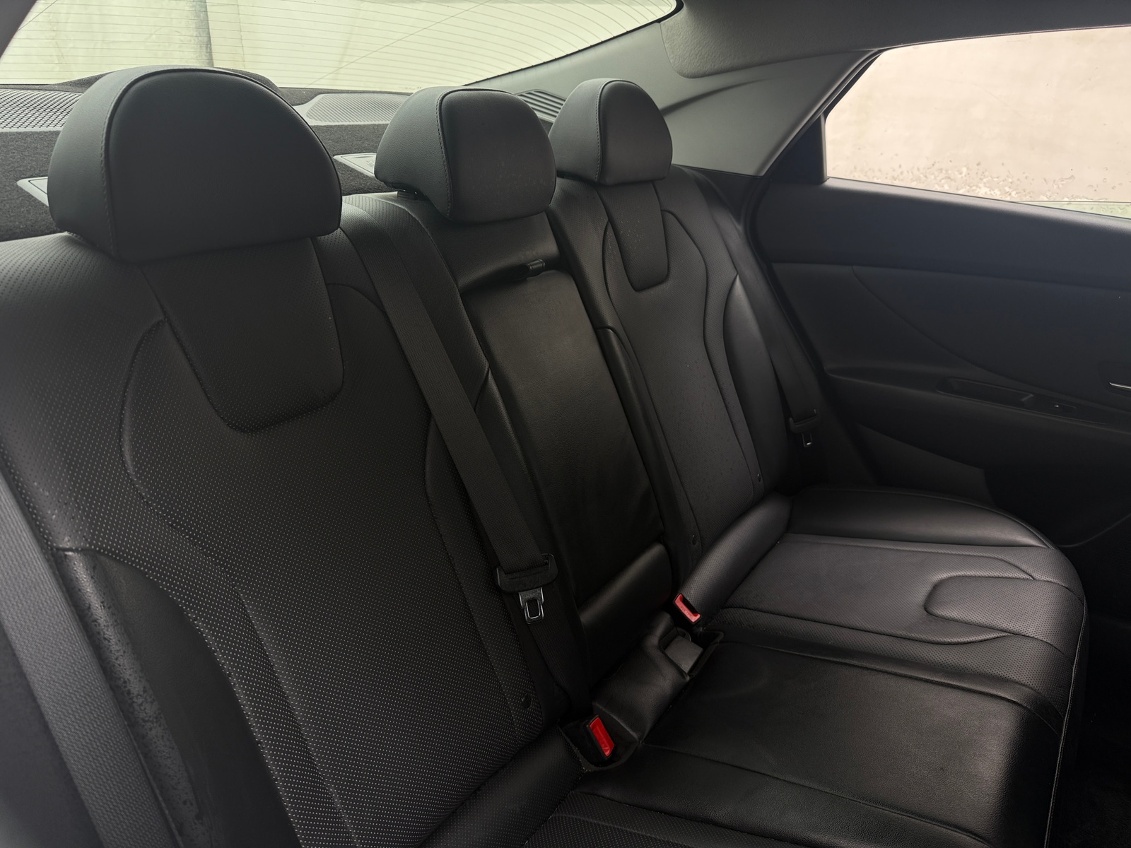 Thumbnail: 2023 Hyundai Elantra - 5