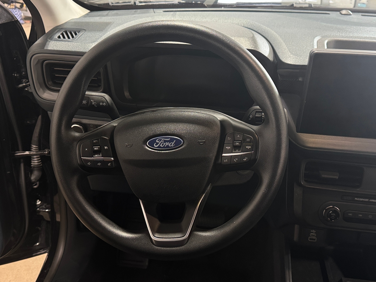 Thumbnail: 2025 Ford Maverick - 5