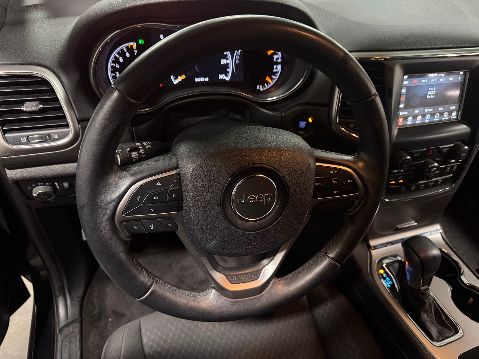 Thumbnail: 2018 Jeep Grand Cherokee - 5