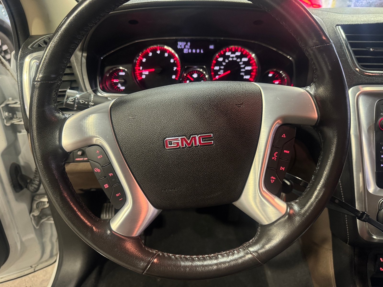 Thumbnail: 2017 GMC Acadia - 4